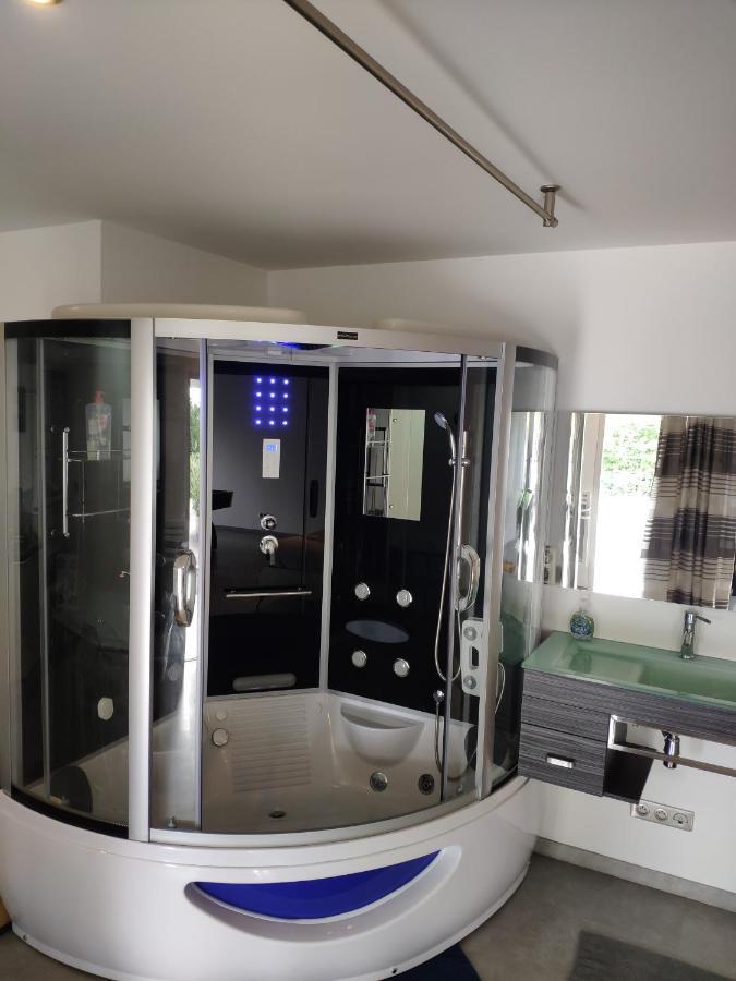 Loft Zen Spa Balneo Parking Gratuit Sauna Hammam Billard Agen Bagian luar foto